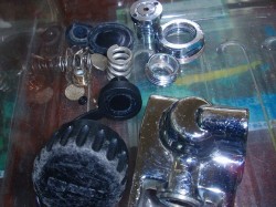 沖縄ダイビング　器材のオーバーホール