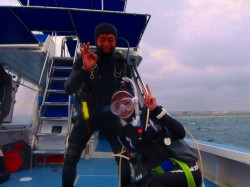 西海岸 近海ボートダイビング 完全防備で『行ってきまーす♪』