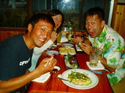 楽しみは、海だけではありません！！こんな時間もツアーの醍醐味ですね♪