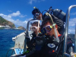 いざ、慶良間の海の中へ。 いざ、慶良間の海の中へ。