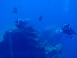 沖縄本島　USSエモンズ