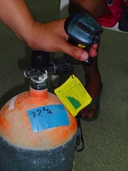 アナライザーでチェックします