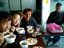 旧正月　嘉手納漁港